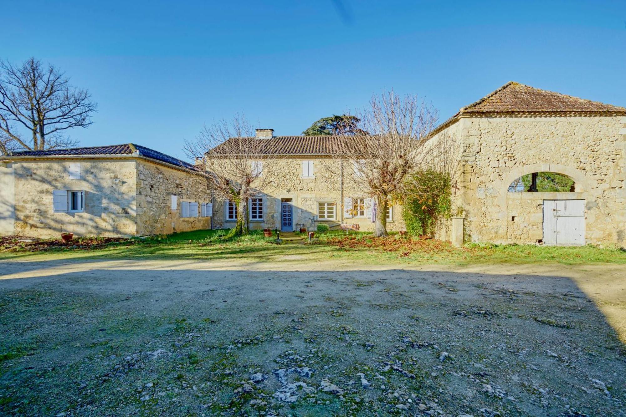Chambres D'Hotes De Charme Avec Piscine - Le Clos Boissiere 瓦兰西索百塞 外观 照片