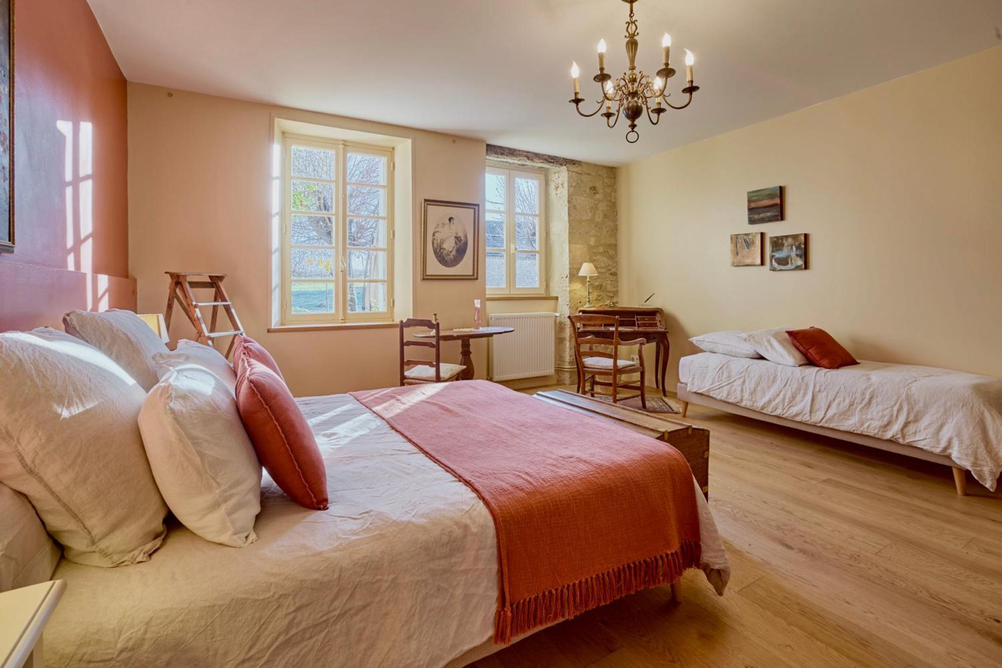 Chambres D'Hotes De Charme Avec Piscine - Le Clos Boissiere 瓦兰西索百塞 外观 照片
